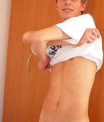 Smiling Boys 5ba804d7d1499.jpg