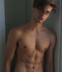 Autumn Boys 5bac13a376c7d.jpg