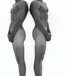 Twins 5bb16cc2b0b44.jpg