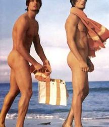 Twins 5bb16cc943e66.jpg