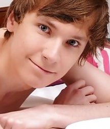 Boys Boys 5bbd21450eb86.jpg