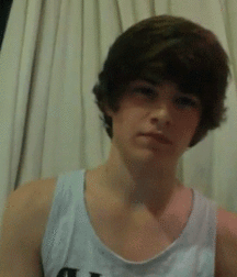 Gift Boys 5be7959b23007.gif