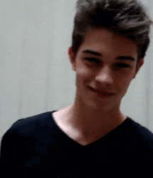 Gift Boys 5be795ae725ef.gif