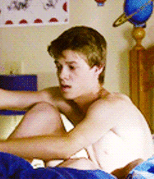 Gift Boys 5be795d26edb6.gif