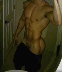 Mirror Boys 5bf2088903ee0.jpg