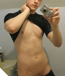 Mirror Boys 5bf2088c591a6.jpg