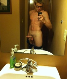 Mirror Boys 5bf20890eafd1.jpg