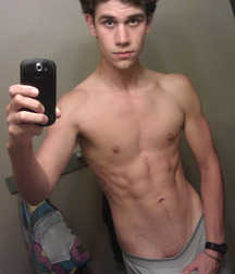 Mirror Boys 5bf208937e497.jpg