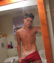 Mirror Boys 5bf2089706cb2.jpg
