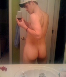 Mirror Boys 5bf208a89e50c.jpg