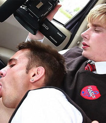Hitchiker Boys 5c071e160e149.jpg