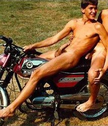 Cruiser Boys 5c2ff68425663.jpg