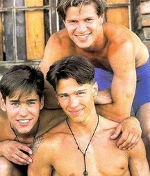 Eastern Boys 5c3d54b5c06da.jpg