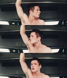 Taron Egerton 5cda165544071.jpg