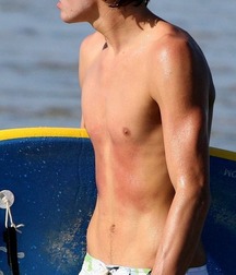 Summer Boyz 5d5201ba54b20.jpg