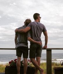 Hot Couples 5d5de8cda17a9.jpg