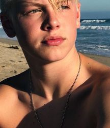 Blond Boys 5d61dc73374ea.jpg