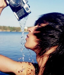 YOUNG & HOT3 56e2b4f6ade76.jpg