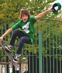 YOUNG & HOT3 56e2b53179bc4.jpg