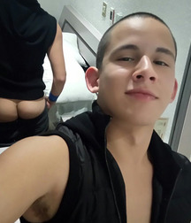 SELFIE BOY3 56e3ff88610ee.jpg