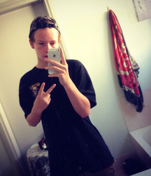 SELFIE BOY20 56e94c8cb07d7.jpg