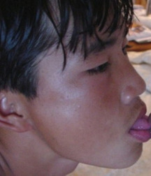 how to use your tongue 56f5504d6e8e5.jpg
