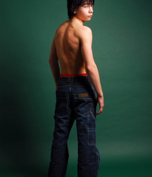 TWO CUTE BOYS 5701041201766.jpg