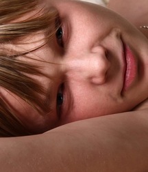 SEXY BLOND BOY ON BED 570a061970f18.jpg