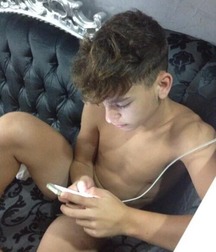 SEXY BOYS 30 57252a33ef217.jpg