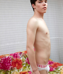 Hagen boy cute and sexy 572bc25c7ea99.jpg