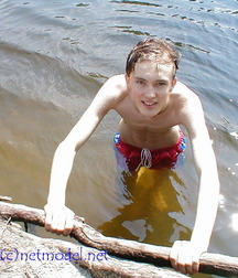 Ilusha sexy boy in nature 572f9e893166c.jpg