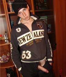 NIKITA GOOD LOOKING BOY 5730e032051b2.jpg