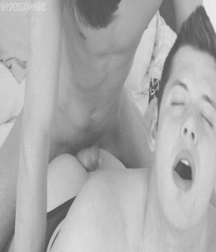 TASTY BOY GIF 2 58a0c8c35dc4c.gif