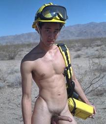 In Mojave 5a88f4a2990fe.jpg