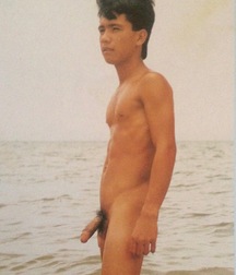 Oriental Guys 5ad7dc77913bf.jpg