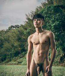 SkyMalePlus 5d5e9ea06201a.jpg