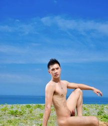 SkyMalePlus 5d5e9f6f7e767.jpg