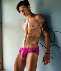 Pink on Twink Re-Loaded 5935103f91e1f.jpg