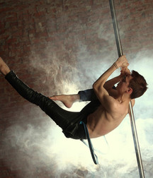 Eros Dance 2 5994a4283fabf.jpg