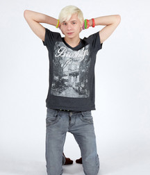 Nash Platinum Blonde Russian Boy 59963b93e7928.jpg