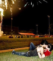 Chicos besando 5c5ccbc87669d.jpg