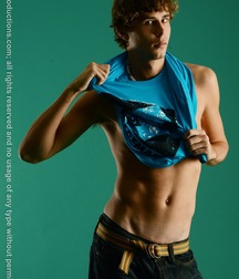 Alex 5c064fe2be918.jpg