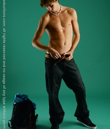 Alex 5c06543ee4c35.jpg
