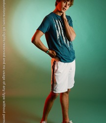 Alex 5c066acdcd43a.jpg