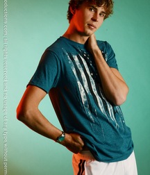 Alex 5c066ad7021a1.jpg