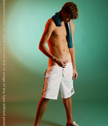 Alex 5c06709f592d0.jpg