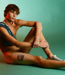 Alex 5c06724cd2cf7.jpg
