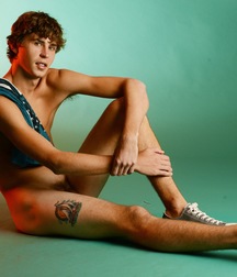 Alex 5c0672c25282a.jpg