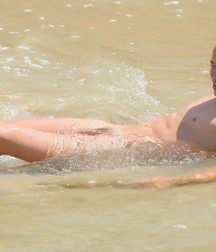 Abby (Sea Fun) 5c4ea3009a100.jpg