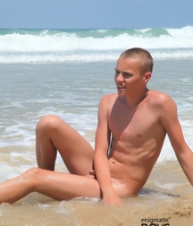 Abby (Sea Fun) 5c4ea37c55b55.jpg